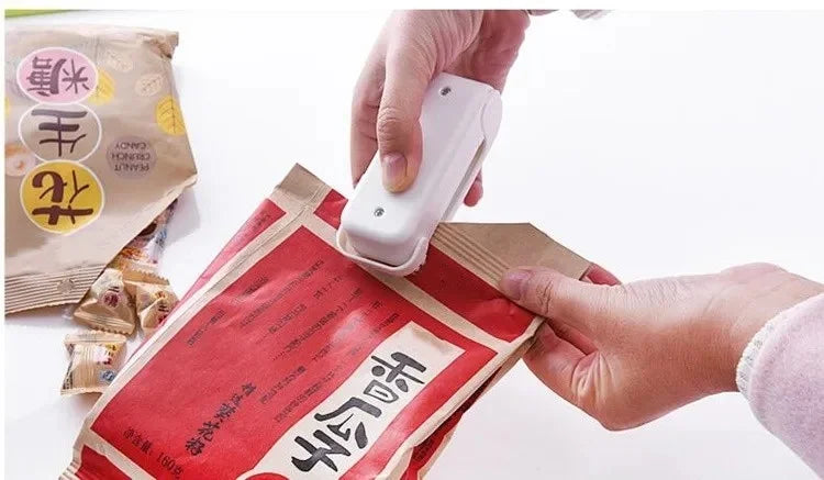 Kitchen Handheld Snack Sealer Snack Bag Clips Plastic Bag Sealer For Freshness Machine Package Sealer Food Bag Closure Packing